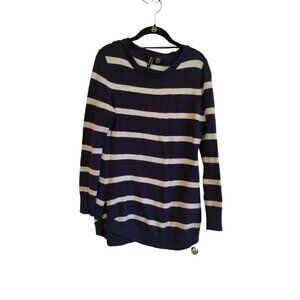 Free For All‎ blue and white strip sweater